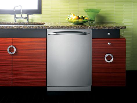GE Profile™ SmartDispense™ dishwasher