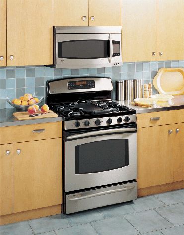 GE Profile™ Free-Standing Gas Range