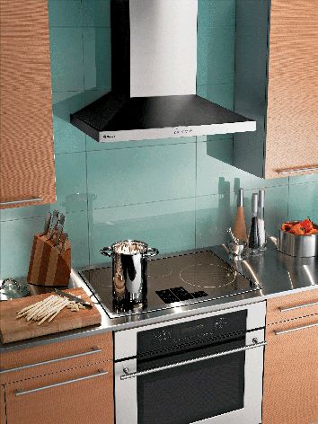 GE Monogram® 30-inch chimney hood