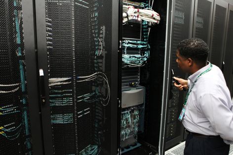 GE Appliances & Lighting Data Center — High Density Servers