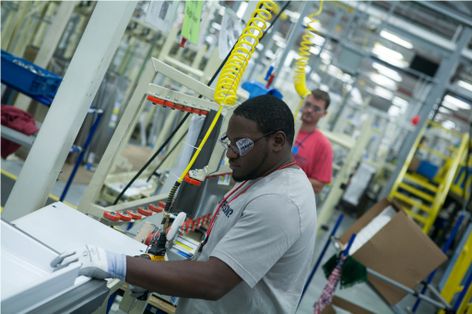 GE French door refrigerator production employee