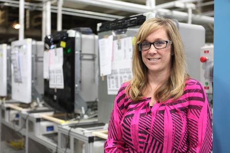 Christy Mudd, GE Dishwasher Employee