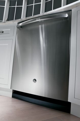 GE dishwasher (Model GDT550HSD)