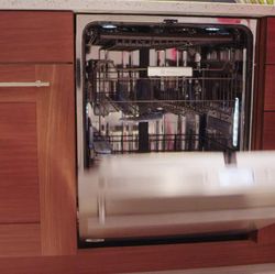 GE Monogram® Dishwasher (Model ZDT870)