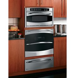 Double Oven Versatility