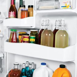 GE Artistry™ Series Refrigerator (Model ABE20EGEWS)