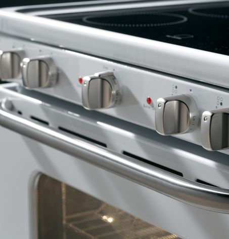 GE Artistry™ Series Freestanding Electric Range (Model ABS45DFWS)