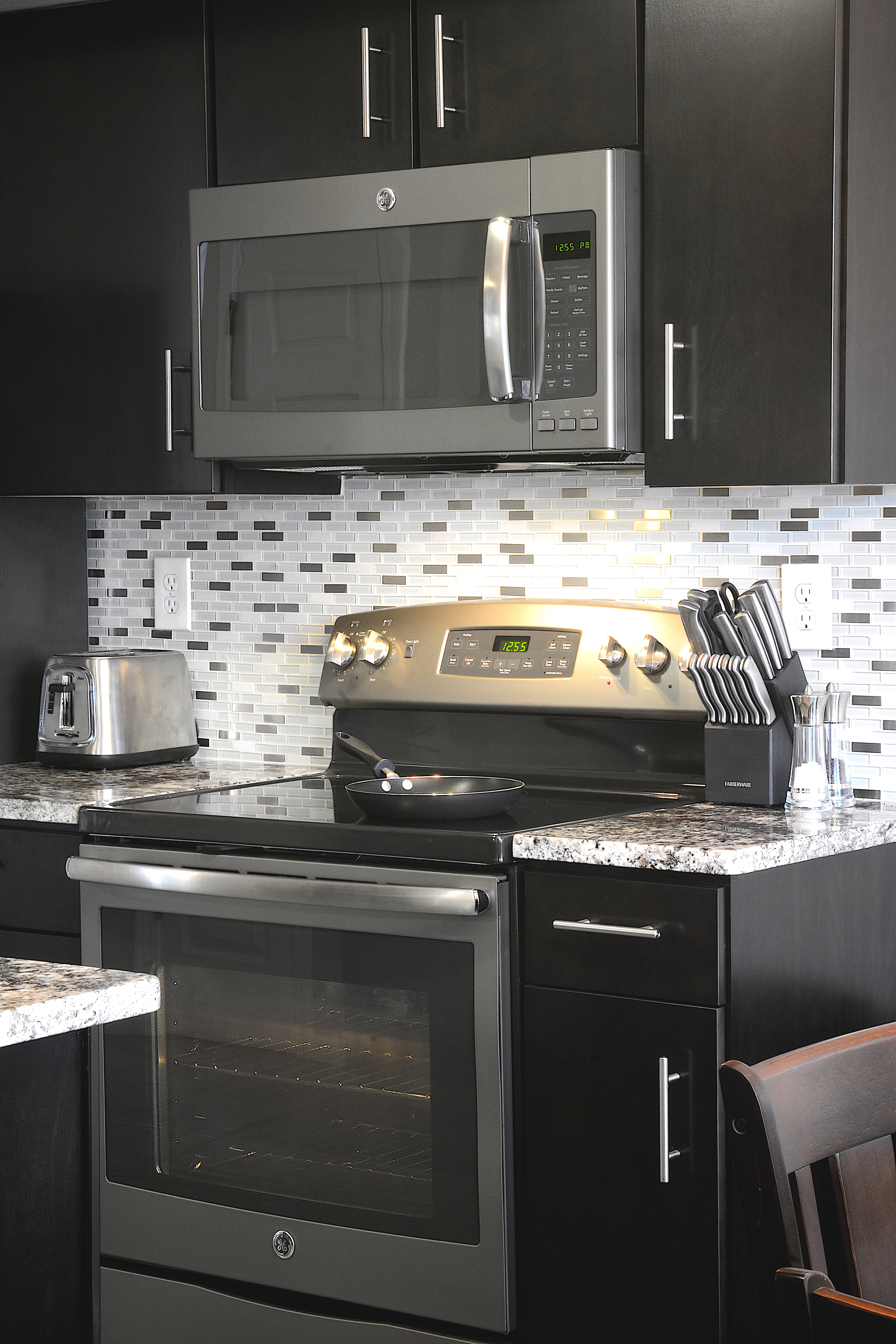Consumers Go Gray in a Stylish Way…with GE Slate Kitchens | GE Appliances  Pressroom, image size:4000x6000