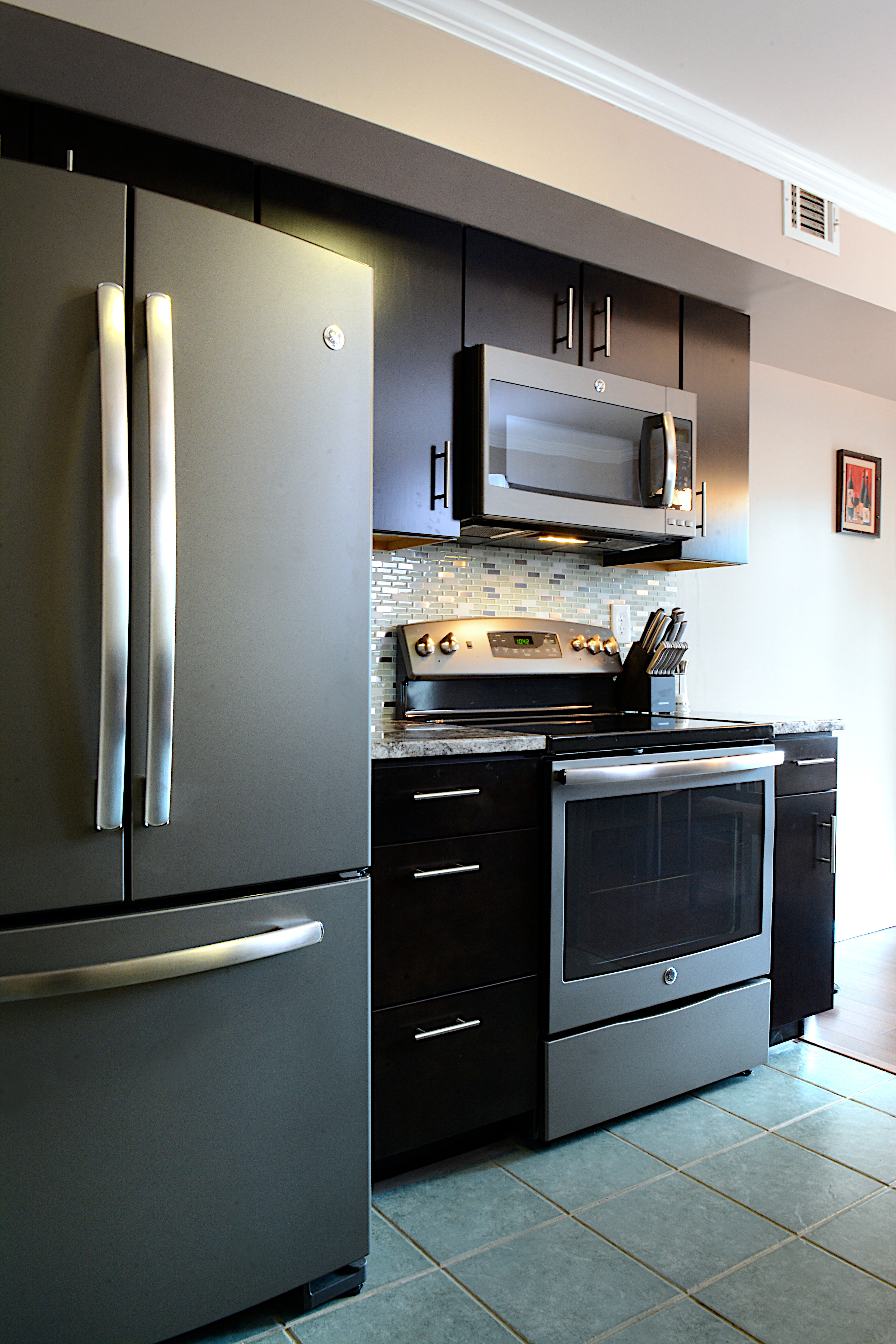 Consumers Go Gray in a Stylish Way…with GE Slate Kitchens | GE Appliances  Pressroom, image size:4000x6000