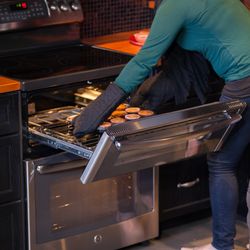 Easy Load Oven Drawer Easy Load Oven Drawer