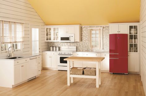 GE’s Artistry™ refrigerator in Red Pepper