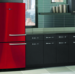 GE’s Artistry™ available in Red Pepper