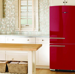 GE’s Artistry™ refrigerator in Red Pepper