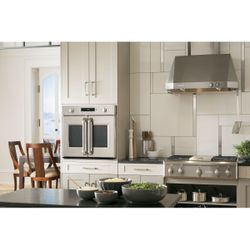 GE Monogram® French door wall oven (model ZET1FHSS)