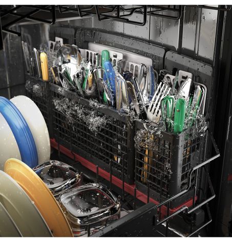 GE Profile™ and Café™ dishwashers with silverware jets