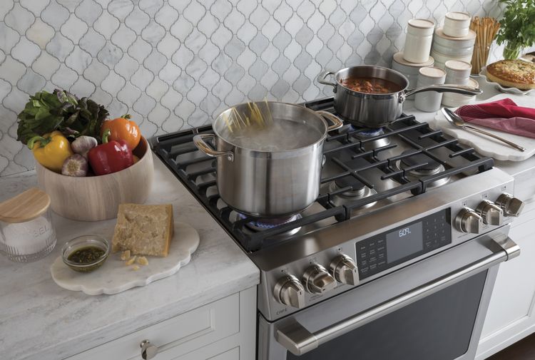 GE Café™ Gas Front Control Slide-in Range