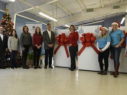 GEA and Dare to Care Holiday Delivery