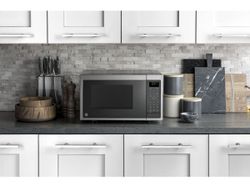 GE Smart Microwave with Scan-to-Cook Technology