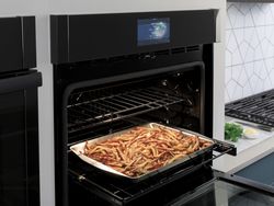 Oven with Air Fry Fries