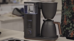 Elika Liftee, the 2020 US Brewer’s Cup winner and barista trainer at Onyx Coffee Lab, talks SCA "Gold Cup" certification for the new CAFÉ Specialty Drip Coffee Maker