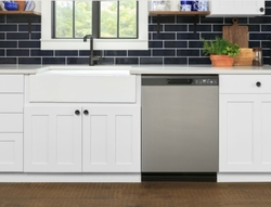 The new dishwasher provides an updated appearance with a long-form door, as well enhanced cleaning and easier maintenance.