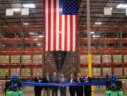 Gov Kemp and GEA officials open the Southern Logistics Center