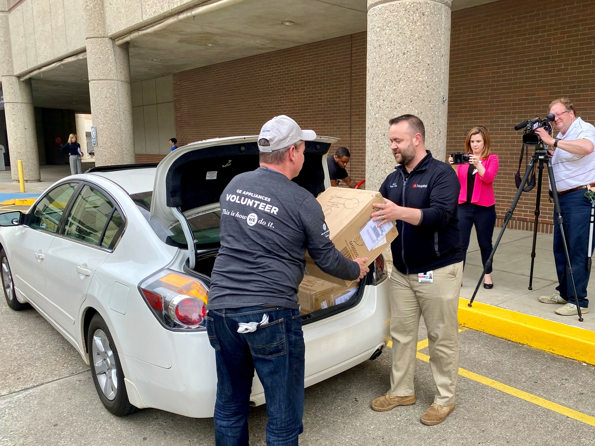 GE Appliances donates 2500 N95 masks to protect the team at University of Louisville Health