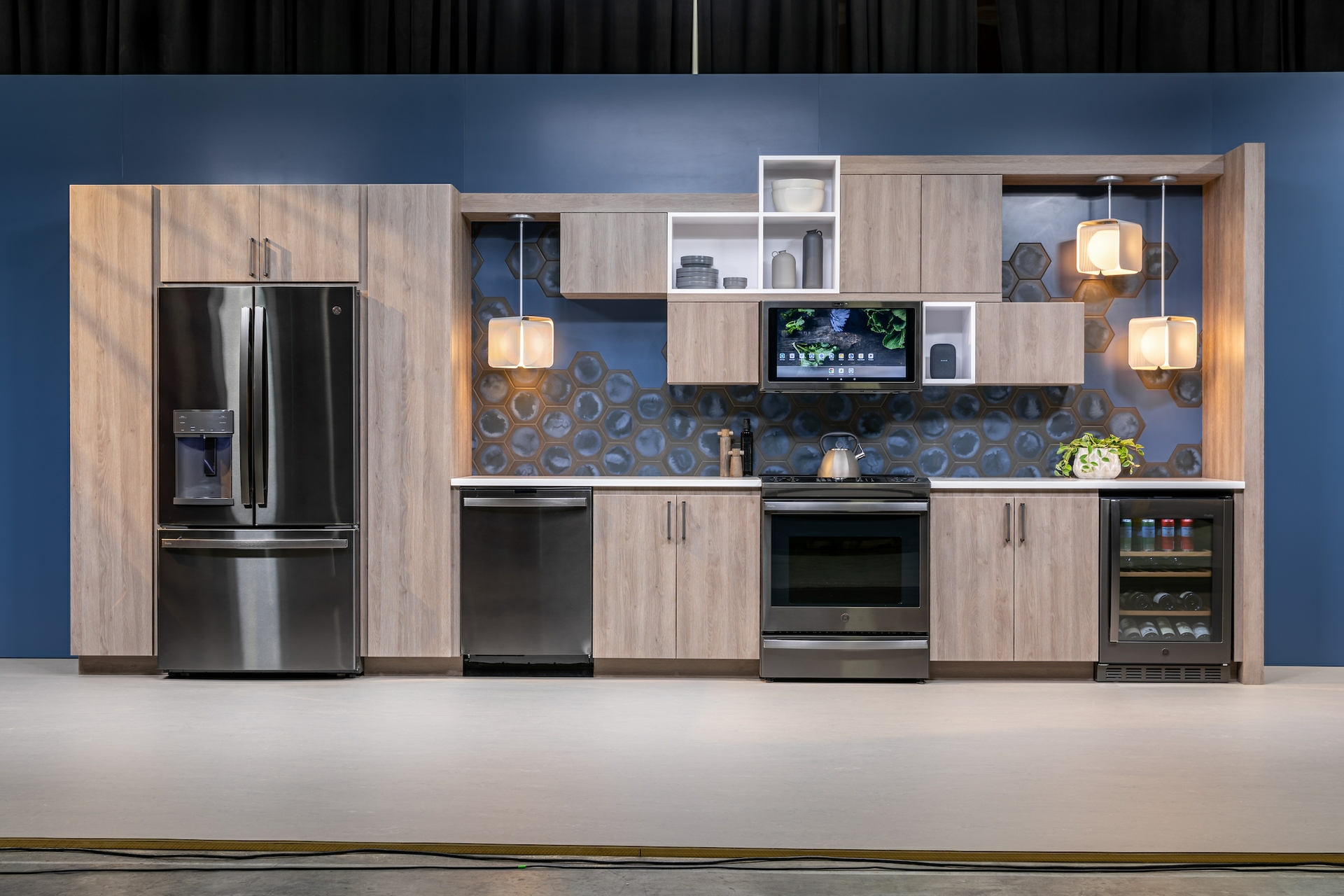 GE Profile Interconnection Kitchen at KBIS 2021