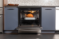 By using a meat probe, Turkey Mode can help users achieve a perfectly juicy and tender centerpiece of the Thanksgiving meal.