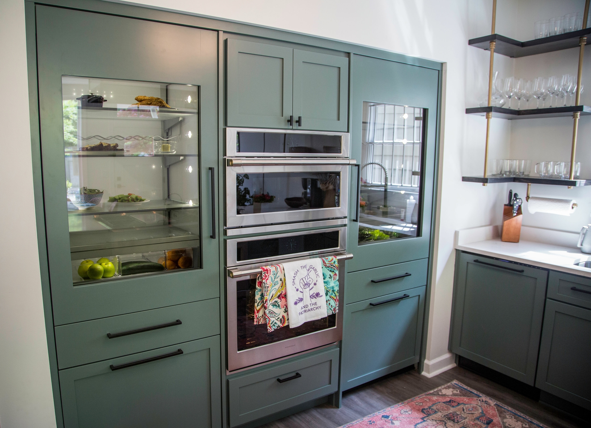 As part of the partnership, Monogram designed the kitchen layout for The LEE Initiative and donated a full suite of its latest professional appliances to be used by the visiting chefs when they are in town for instruction from Chef Edward Lee.