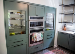 As part of the partnership, Monogram designed the kitchen layout for The LEE Initiative and donated a full suite of its latest professional appliances to be used by the visiting chefs when they are in town for instruction from Chef Edward Lee.