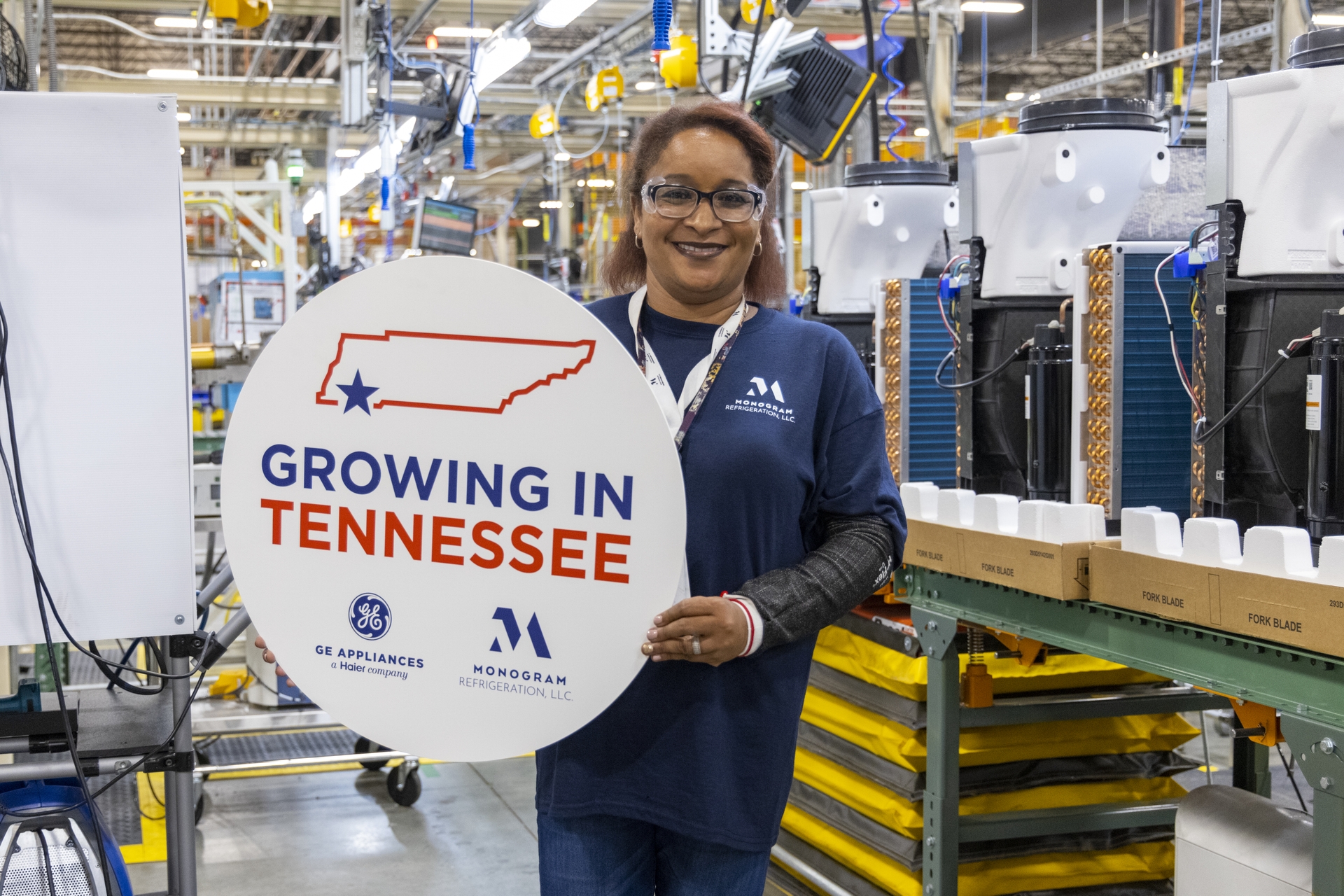 Monogram employee Shelly Wynn celebrates the GE Zoneline® Ultimate V10™ investment