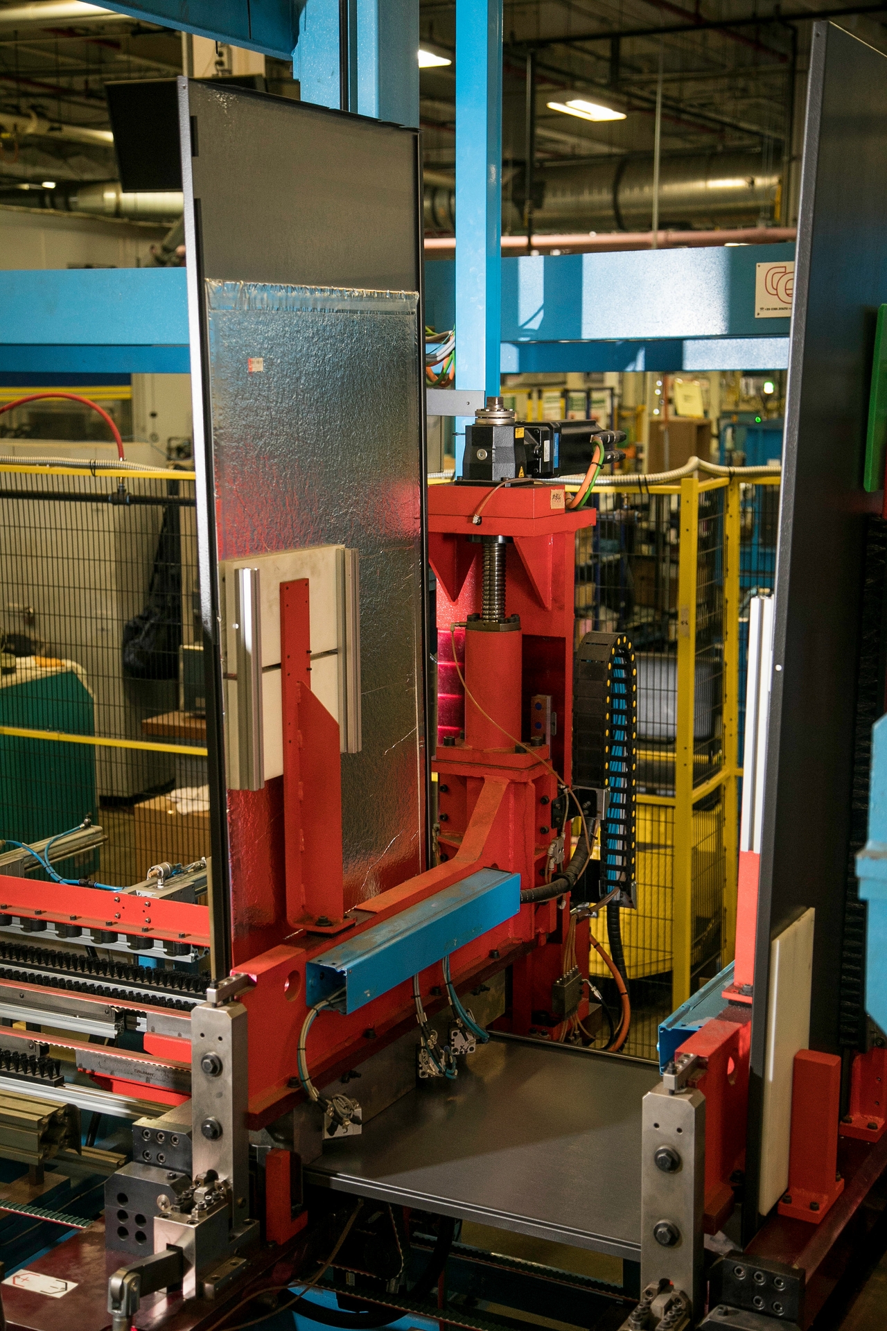 Case fabrication for  4-door refrigerator