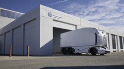 Einride Autonomous and Electric Pod at GE Appliance Park