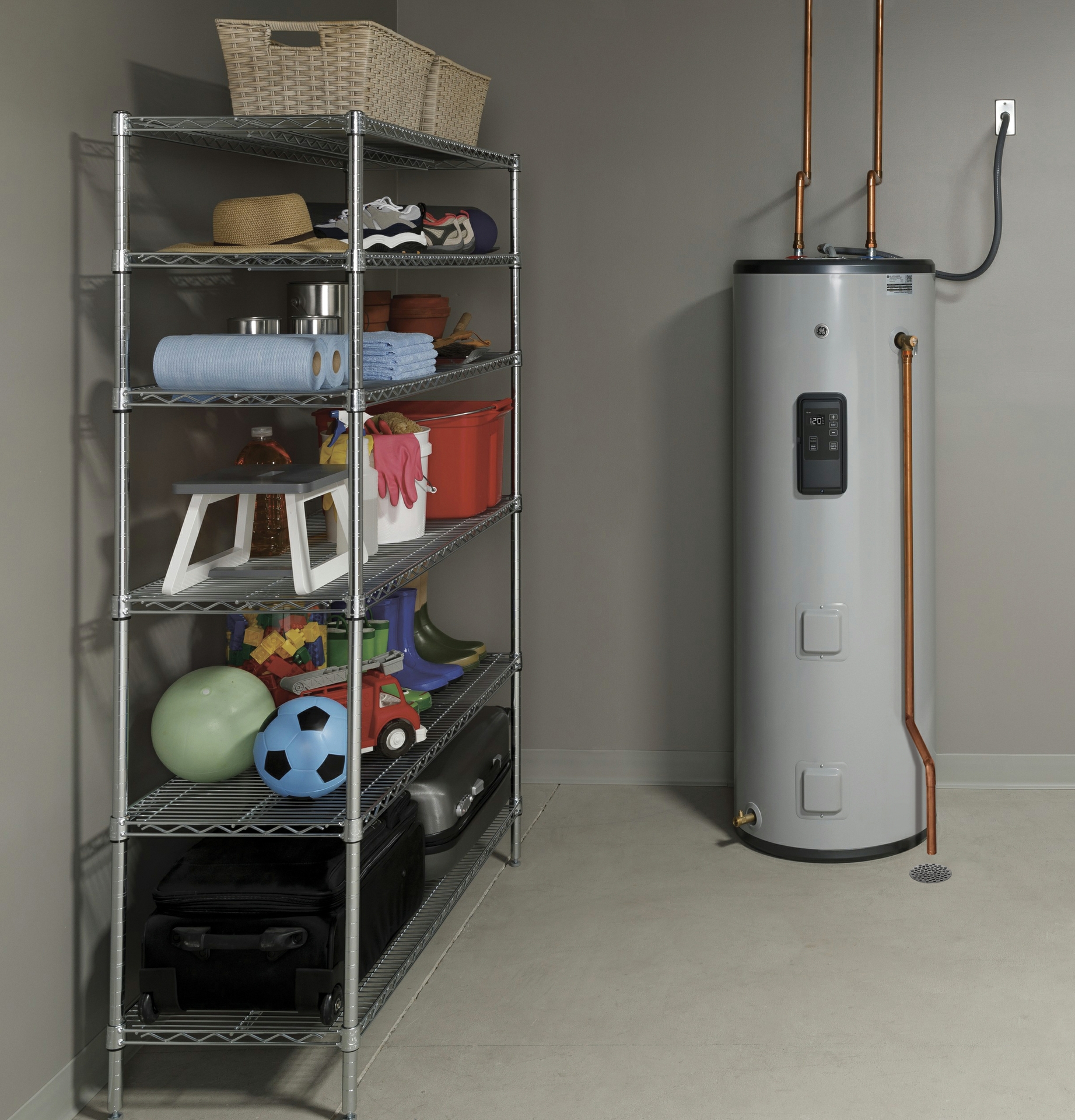 GE Appliances Air _ Water Solutions_Water heater_lifestyle
