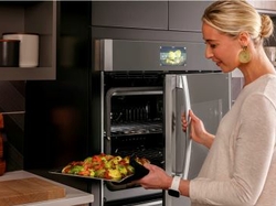 GE Profile 30 smart built-in convection wall oven with an innovative easy-access door design GE Profile 30 smart built-in convection wall oven with an innovative easy-access door design