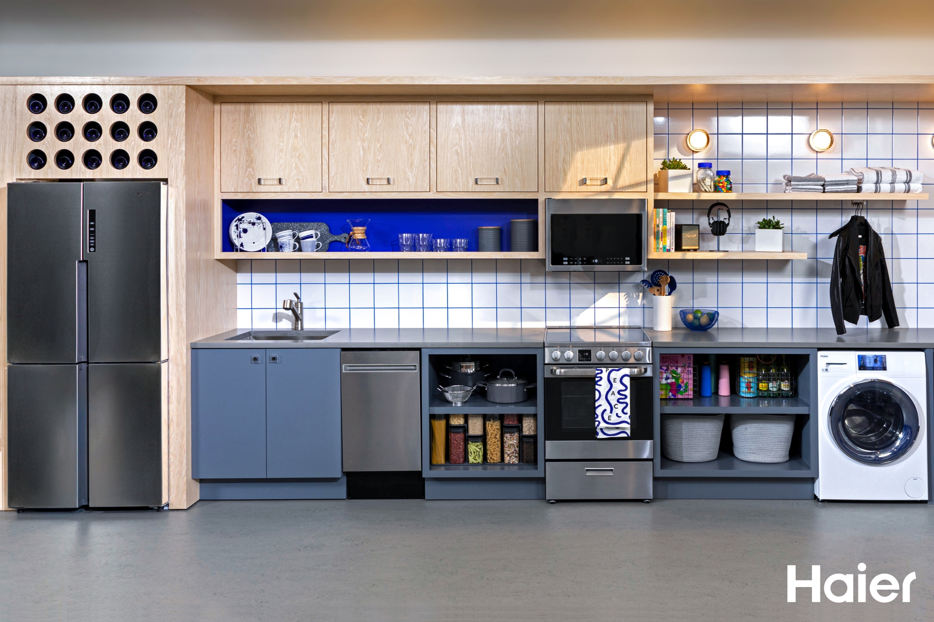 Haier Freemont Flat Kitchen Virtual Backdrop 