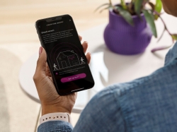 Embedded WiFi and Connection to the SmartHQ App Allows You to Control the Unit from Any Smart Device and Location Assist Means Your Room Will Be Cool When You Come Home