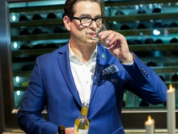  Erik Segelbaum Announced as Monogram Wine Director 