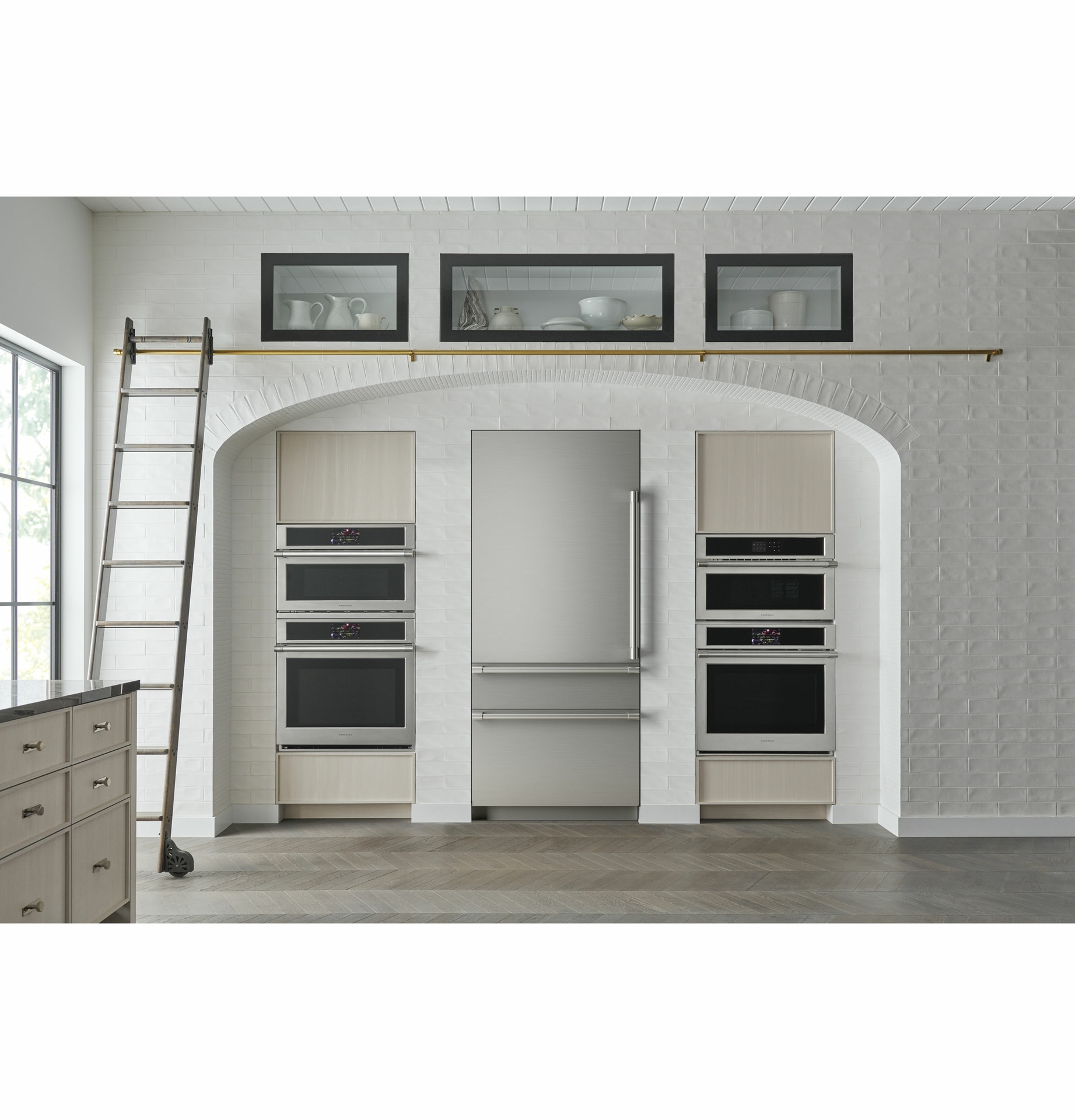 Monogram Integrated Bottom Freezer offers a professional style stainless steel finish to complete any luxury kitchen design