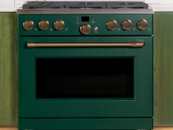 ACCORDING TO THE NATIONAL KITCHEN AND BATH ASSOCIATIONS (NKBA) 2023 TREND REPORT, GREEN IS THE NUMBER ONE TOP-OF-MIND COLOR FOR KITCHENS OVER THE NEXT THREE YEARS.