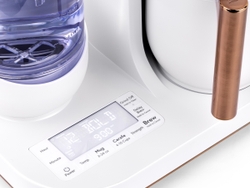 The CAFÉ Grind and Brew features a sleek, color matched touch screen for an intuitive, easy to clean control experience.