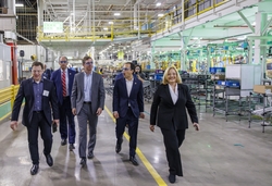 Governor Andy Beshear and Louisville Mayor Craig Greenberg tour GE Appliances new dish assembly lines