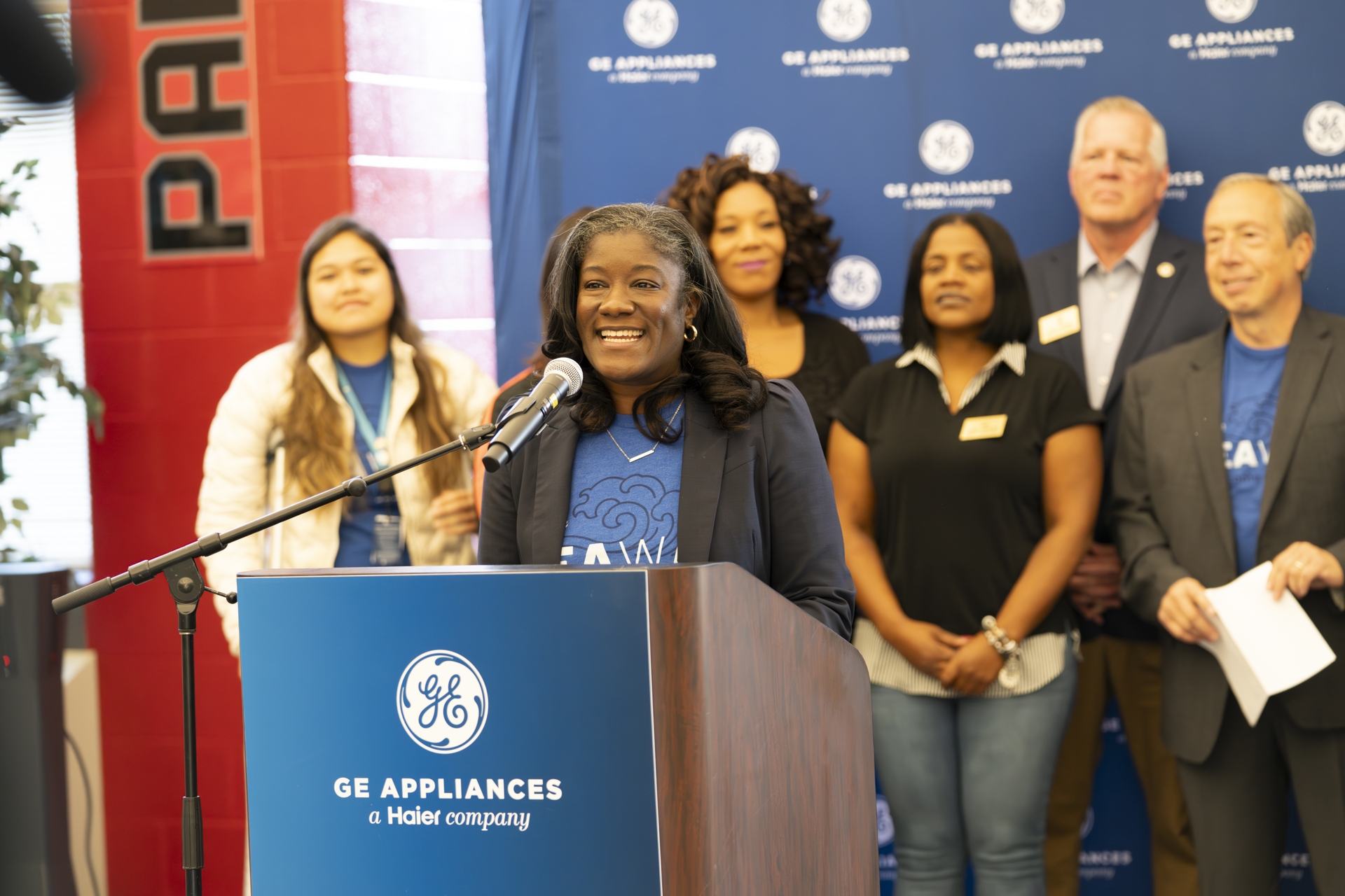 GE Appliances Senior Manager of Corporate Communications & Community Engagement Katina Whitlock announces laundry partnership with Jefferson County Public Schools