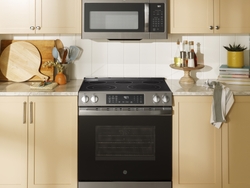 GE 30 Slide-In Electric Convection Range with No Preheat Air Fry and EasyWash Oven Tray_2