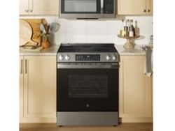 GE 30" Slide-In Electric Convection Range with No Preheat Air Fry and EasyWash™ Oven Tray GE 30" Slide-In Electric Convection Range with No Preheat Air Fry and EasyWash™ Oven Tray
