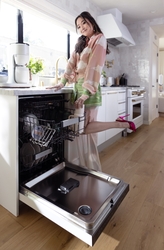 Ashley Park with her CAFÉ CustomFit Dishwasher