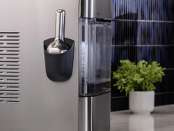 A new, premium magnetic scoop storage and stainless-steel scoop makes getting a hold of the good ice even more convenient. 