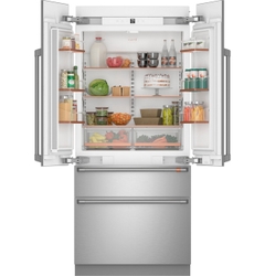 With interior copper accents and customizable hardware, the CAFÉ 36” Integrated French-Door Refrigerator offers unmatched style.