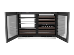 Monogram Undercounter Wine Reserve and Beverage Center Monogram Undercounter Wine Reserve and Beverage Center